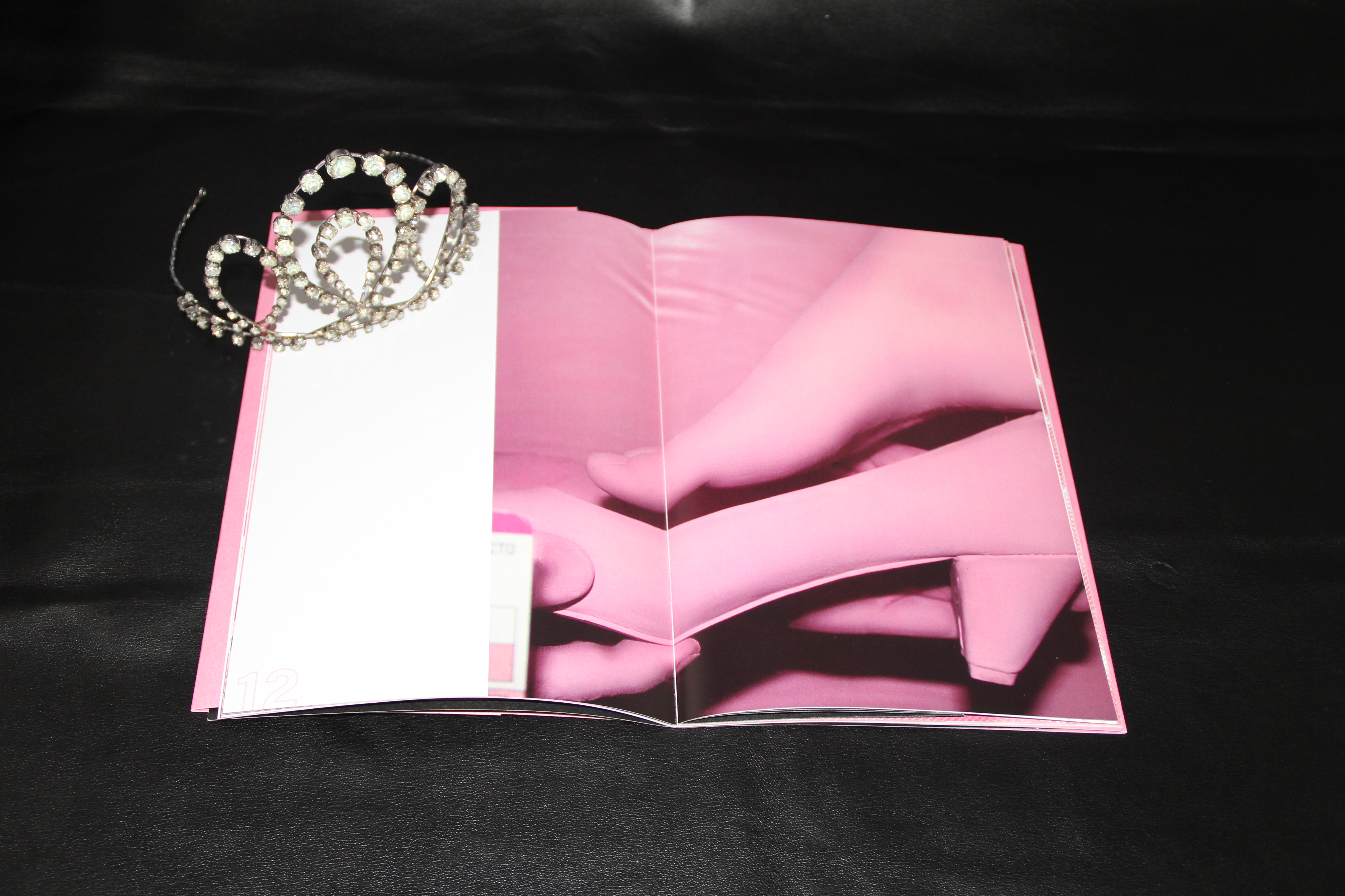 Vacío fanzine abierto